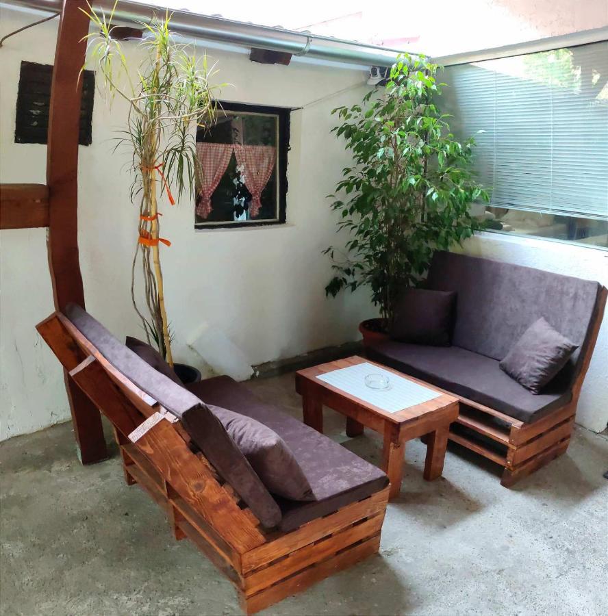 Airport Apartment Air Surčin エクステリア 写真